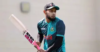 আয়ারল্যান্ডের বিপক্ষে টেস্ট সিরিজ; শততম টেস্ট ম্যাচের অপেক্ষায় মুশফিক